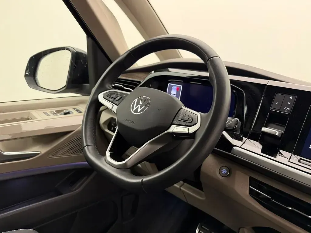 Gebraucht VW Multivan Style 150 PS (110 kW) 2025 Blau Van / Kleinbus