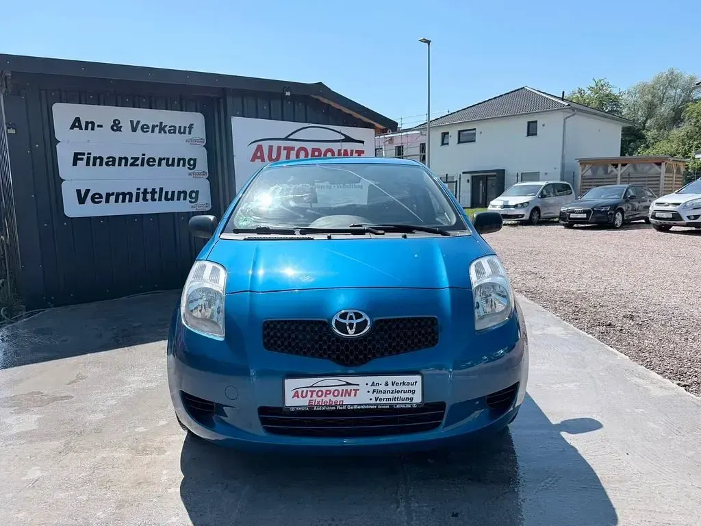 Gebraucht Toyota Yaris 69 PS (50 kW) 2006 Blau Limousine