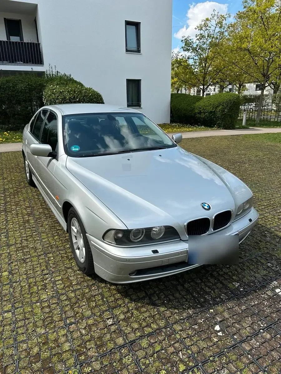 Gebraucht BMW 525 192 PS (141 kW) 2001 Silber Limousine