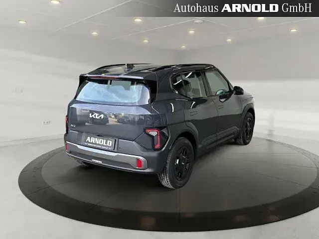 Neu Kia EV2 Earth 108 kW (147 PS) 2026 Grau SUV