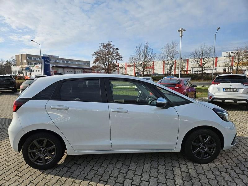 Gebraucht Honda Jazz Executive 98 PS (72 kW) 2020 Weiß Kleinwagen