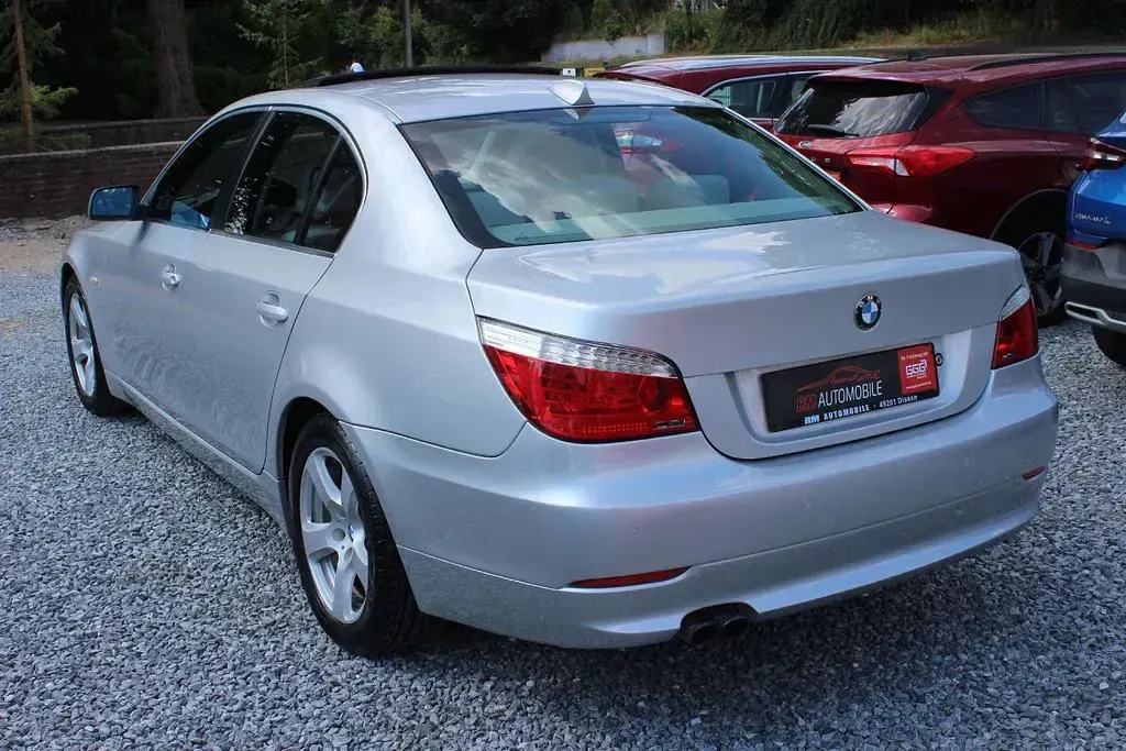 Gebraucht BMW 530 272 PS (200 kW) 2008 Grau Limousine