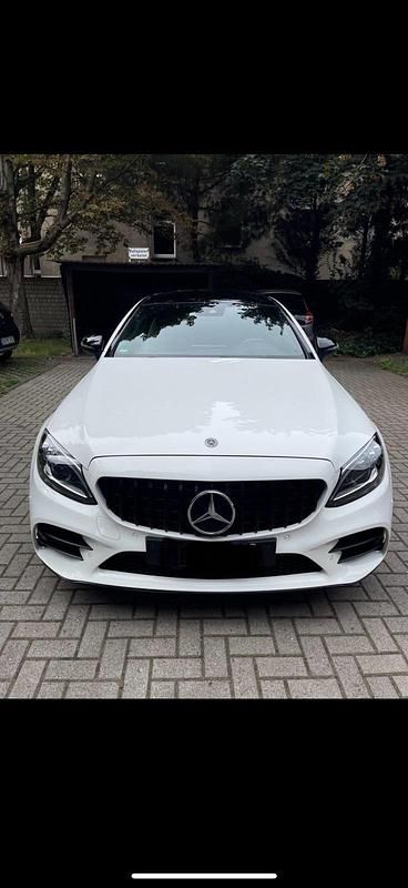 Gebraucht Mercedes C300 AMG 245 PS (180 kW) 2019 Weiß Coupé