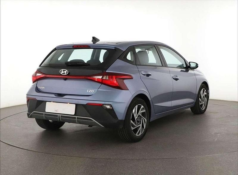 Neu Hyundai i20 101 PS (74 kW) 2025 Meat blue Kleinwagen