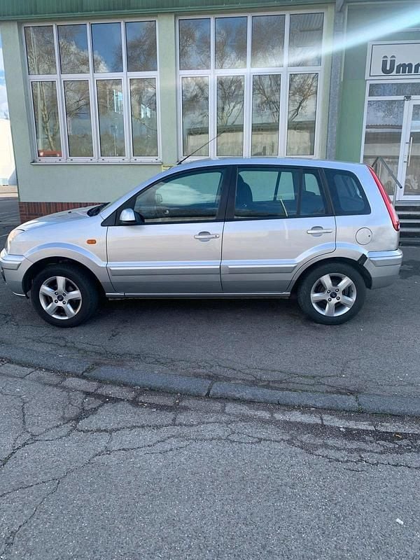 Gebraucht Ford Fusion 80 PS (58 kW) 2009 Silber Kleinwagen