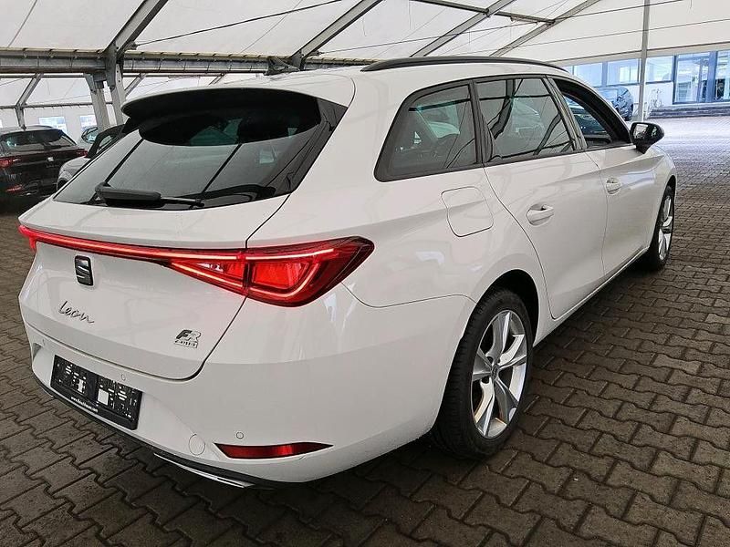 Gebraucht Seat Leon FR 204 PS (150 kW) 2023 Weiß Kombi