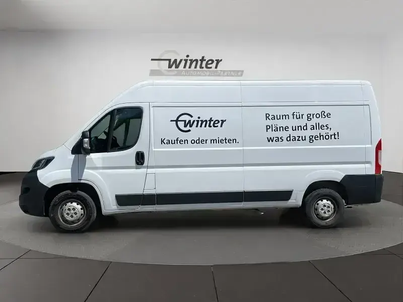 Gebraucht Peugeot Boxer 140 PS (102 kW) 2023 Weiß Van