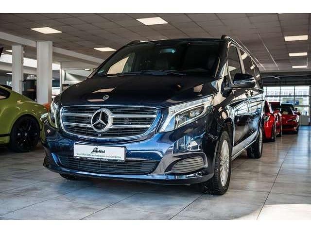 Gebraucht 2018 Mercedes V250 Avantgarde Van / Kleinbus | 49.990 € (Fairer Preis) - Bild 1/4
