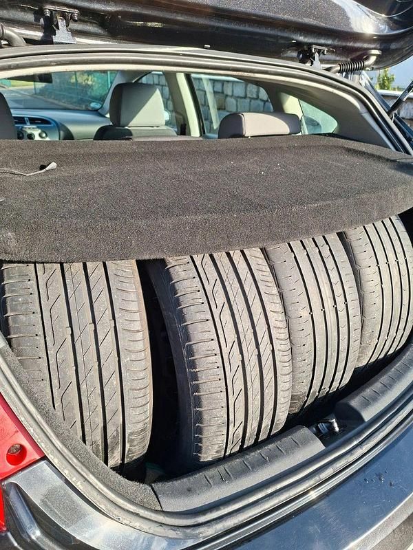 Usata Seat Leon 102 CV (75 kW) 2006 Utilitaria