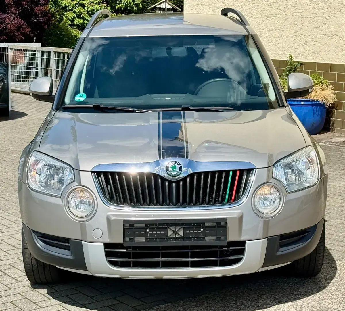 Używany Skoda Yeti 105 KM (77 kW) 2012 Szary SUV