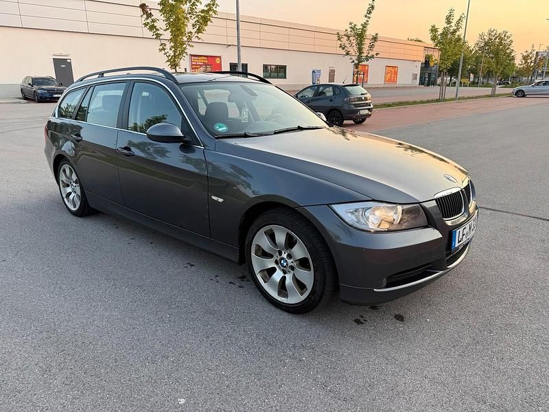 Grau Gebraucht 2007 BMW 330 M Sport Kombi | 4.750 € (Guter Preis) - Bild 1/4