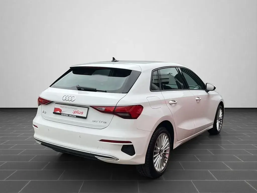 Używany Audi A3 Advanced Plus 110 KM (80 kW) 2022 Biały Sedan/Limuzyna