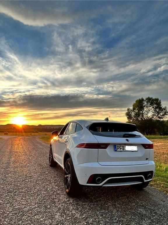 Gebraucht Jaguar E-Pace R-Dynamic 241 PS (177 kW) 2020 Weiß SUV