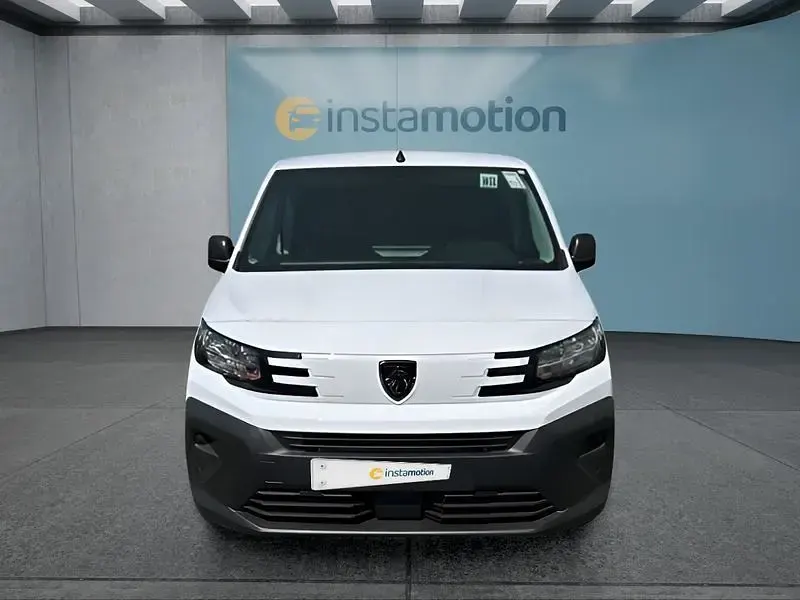 Neu Peugeot Partner 102 PS (75 kW) 2025 Weiß Van / Kleinbus