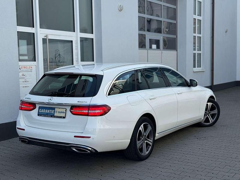 Gebraucht Mercedes E400 Avantgarde 340 PS (250 kW) 2018 Weiß Limousine