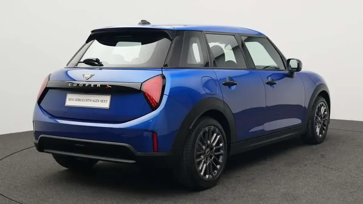 Gebraucht Mini Cooper S Classic 204 PS (150 kW) 2025 Blau Kleinwagen