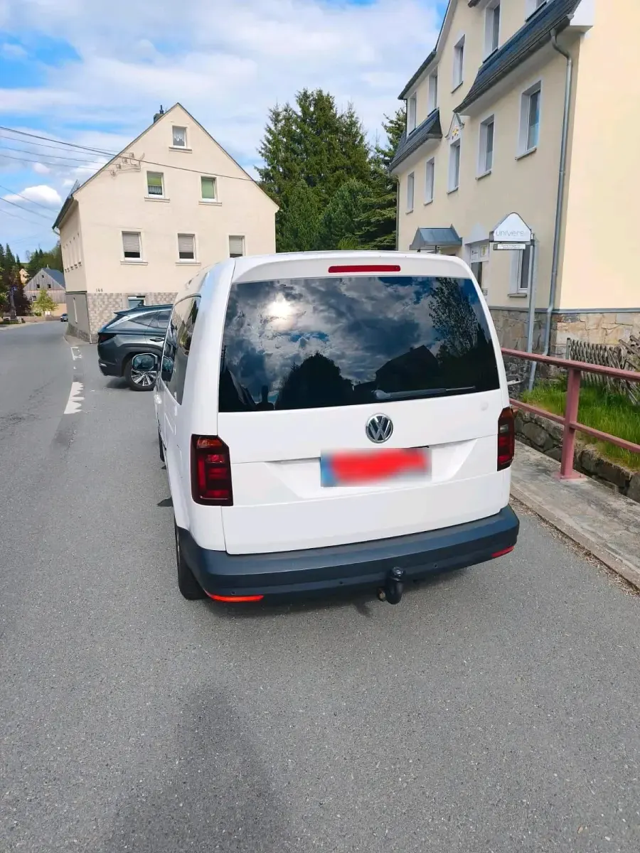 Gebraucht VW Caddy 102 PS (75 kW) 2019 Weiß Van / Kleinbus