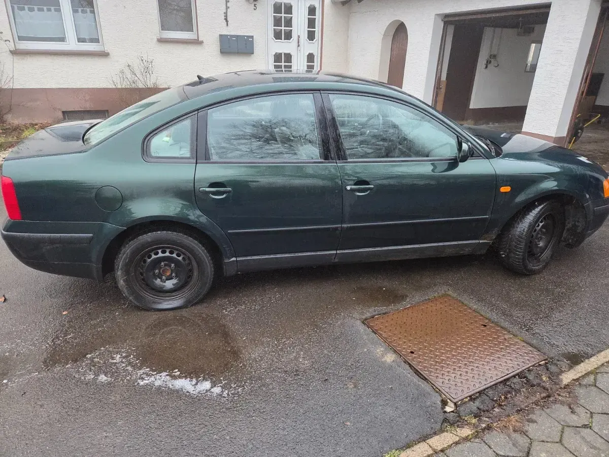 Gebraucht VW Passat Highline 100 PS (73 kW) 1997 Grün Limousine