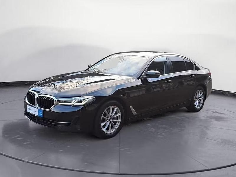 Gebraucht BMW 540 Sport Line 340 PS (250 kW) 2023 Schwarz Limousine