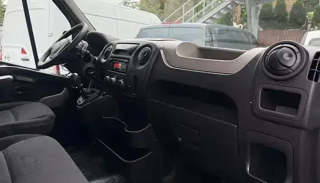 Gebraucht Nissan NV400 110 PS (80 kW) 2015 Grau Van