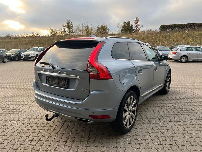 Gebraucht Volvo XC60 Summum 190 PS (139 kW) 2017 Blau SUV
