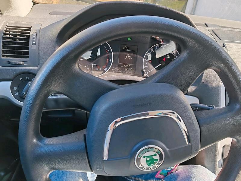 Gebraucht Skoda Octavia 2009 Grün Kombi