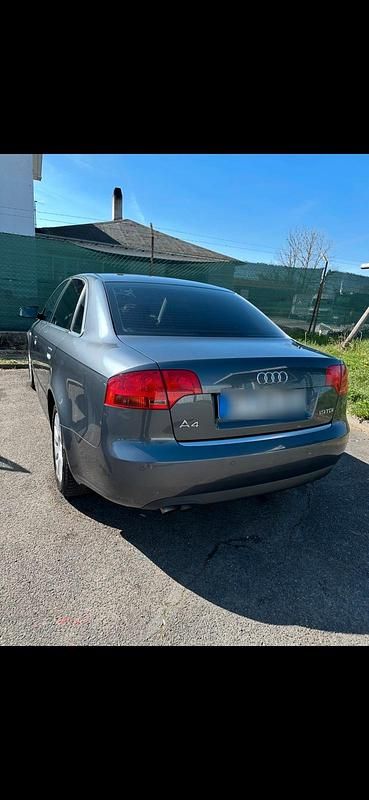 Gebraucht Audi A4 116 PS (85 kW) 2007 Grau Limousine