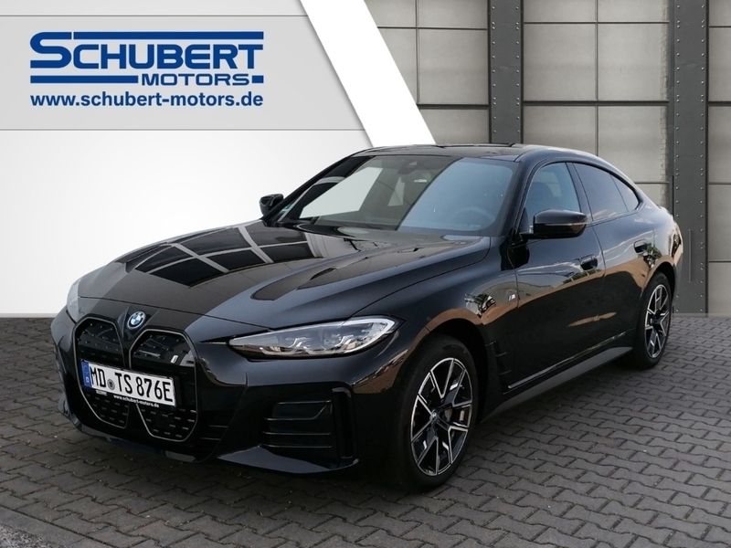 Black sapphire metallic Gebraucht 2023 BMW i4 M Sport Limousine | 54.775 € - Bild 1/4