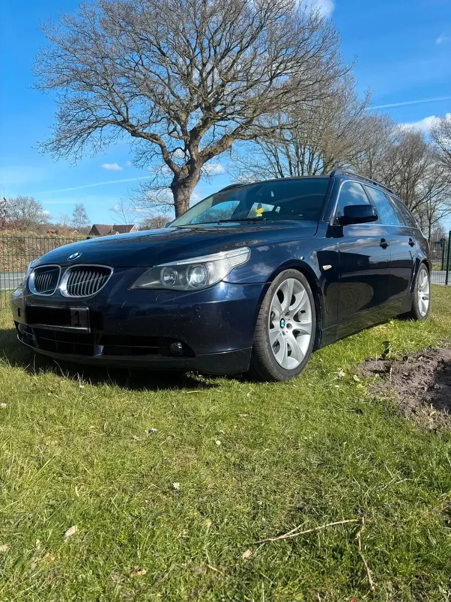 Second-hand BMW 525 177 CP (130 kW) 2004 Albastru Break