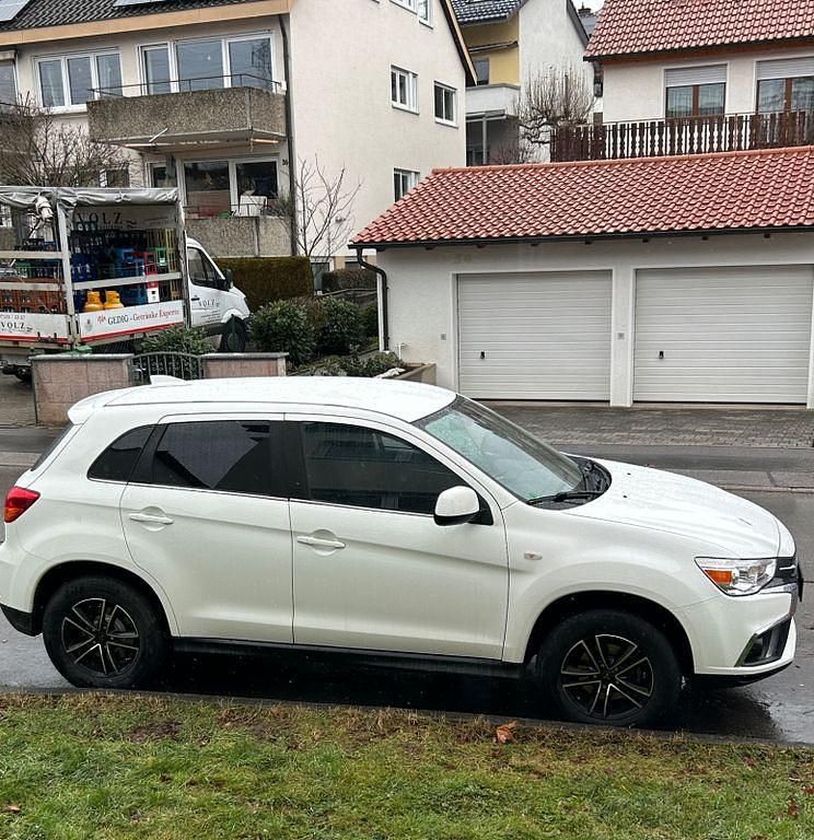 Weiß Gebraucht 2018 Mitsubishi ASX Edition SUV | 12.500 € (Fairer Preis) - Bild 1/4