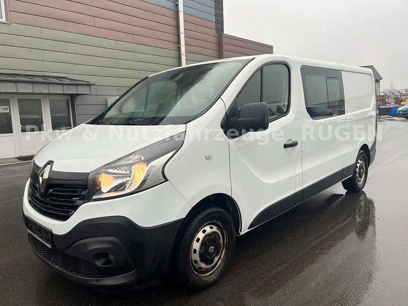 Gebraucht Renault Trafic 145 PS (106 kW) 2019 Weiß Van / Kleinbus