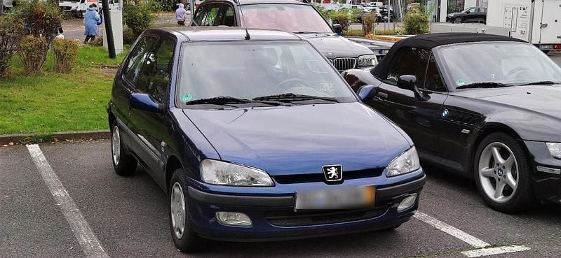 Blau Gebraucht 1999 Peugeot 106 Kleinwagen | 500 € (Superpreis) - Bild 1/4