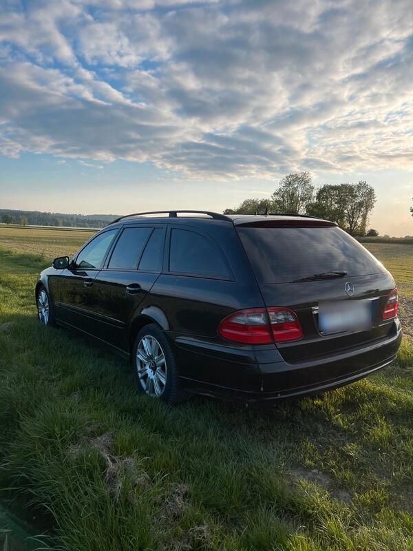 Schwarz Gebraucht 2008 Mercedes E220 Kombi | 3.500 € (Guter Preis) - Bild 1/4