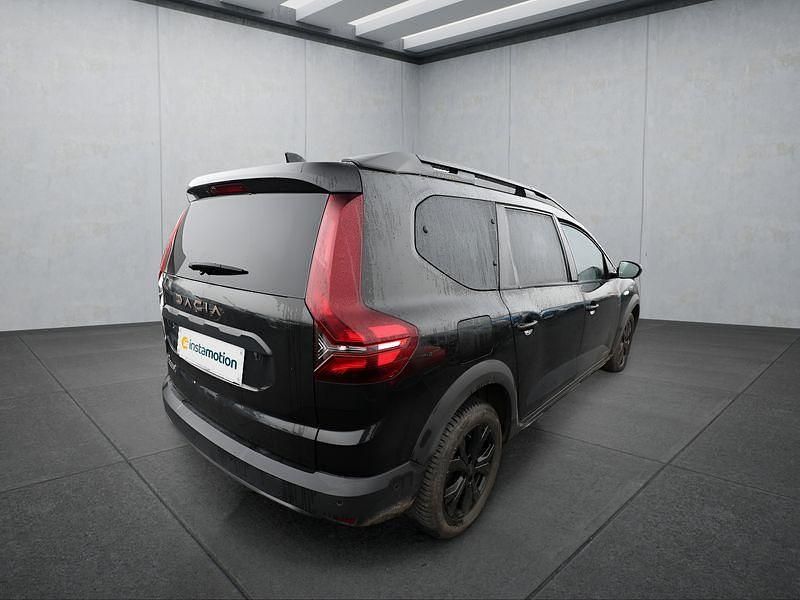 Gebraucht Dacia Jogger 101 PS (74 kW) 2024 Schwarz Van / Kleinbus