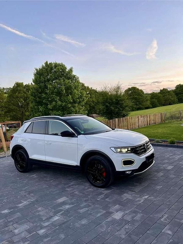 Weiß Gebraucht 2020 VW T-Roc Sport SUV | 22.490 € (Superpreis) - Bild 1/4