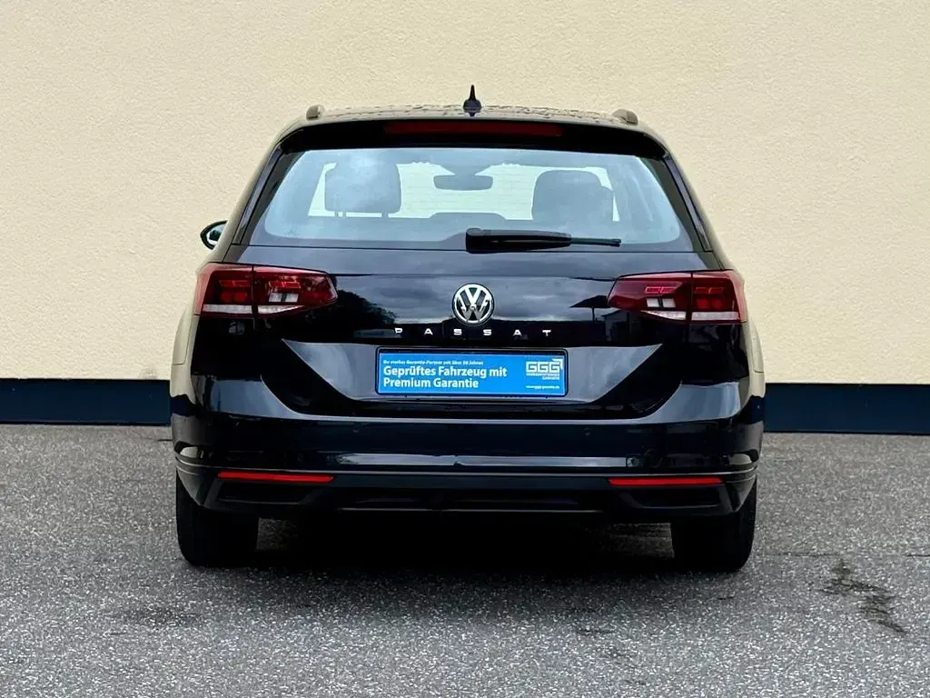 Gebraucht VW Passat 150 PS (110 kW) 2020 Schwarz Kombi