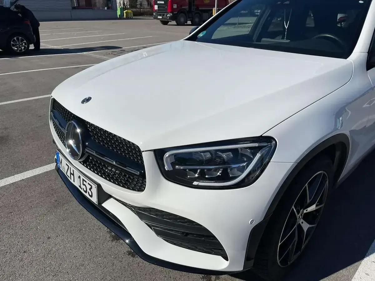 Gebraucht Mercedes GLC200 AMG line 197 PS (144 kW) 2019 SUV
