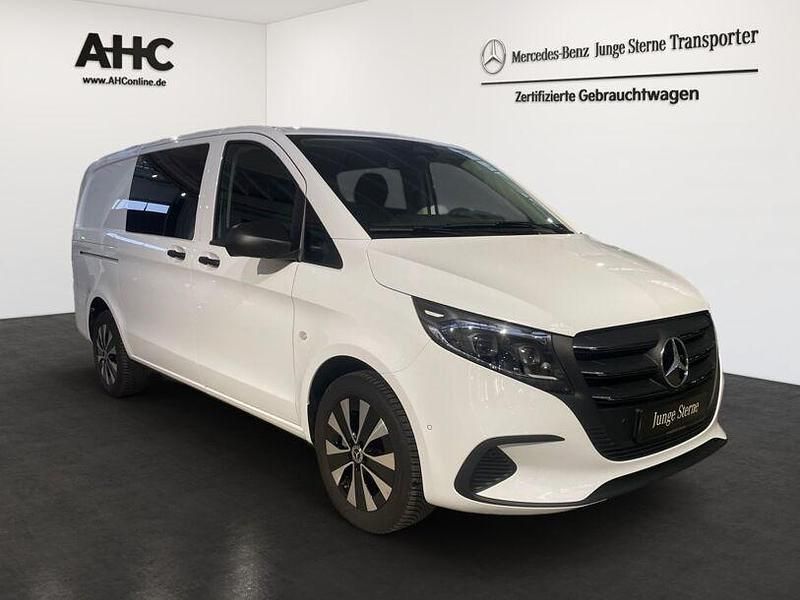 Gebraucht Mercedes Vito 237 PS (174 kW) 2025 Arktikweiß Van