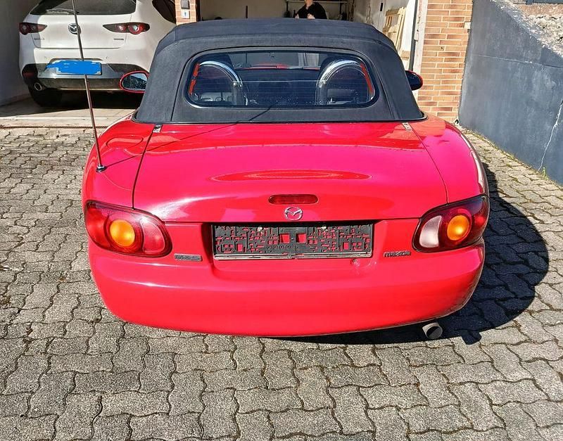 Gebraucht Mazda MX5 110 PS (80 kW) 1999 Rot Cabrio