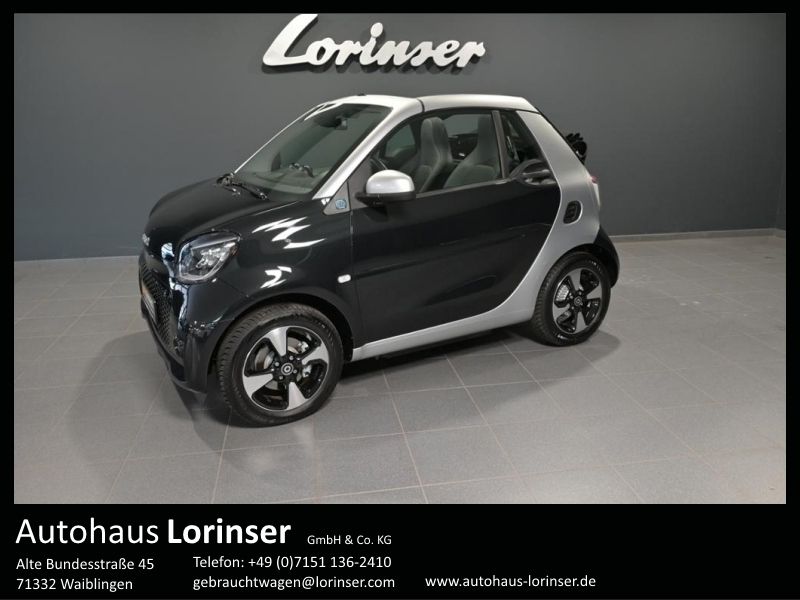 Schwarz bodypanels in black Gebraucht 2022 Smart ForTwo Electric Drive Passion Cabrio | 17.400 € (Etwas zu teuer) - Bild 1/4