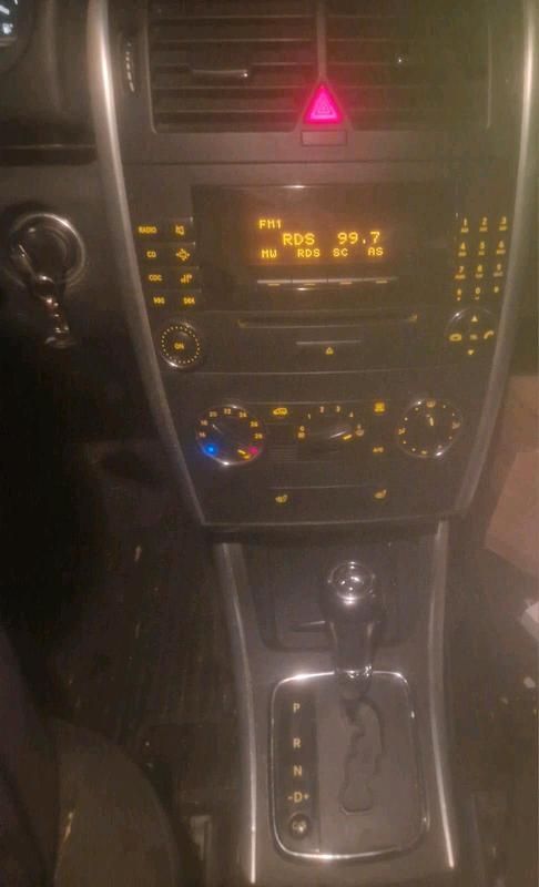 Gebraucht Mercedes 200 143 PS (105 kW) 2007 Silber Kleinwagen