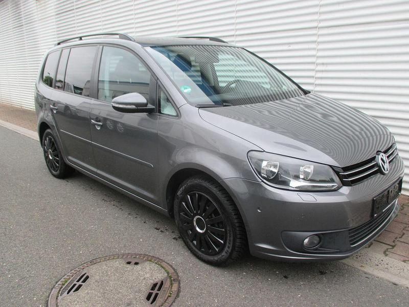 Grau Gebraucht 2012 VW Touran Comfortline Van / Kleinbus | 7.888 € (Fairer Preis) - Bild 1/4