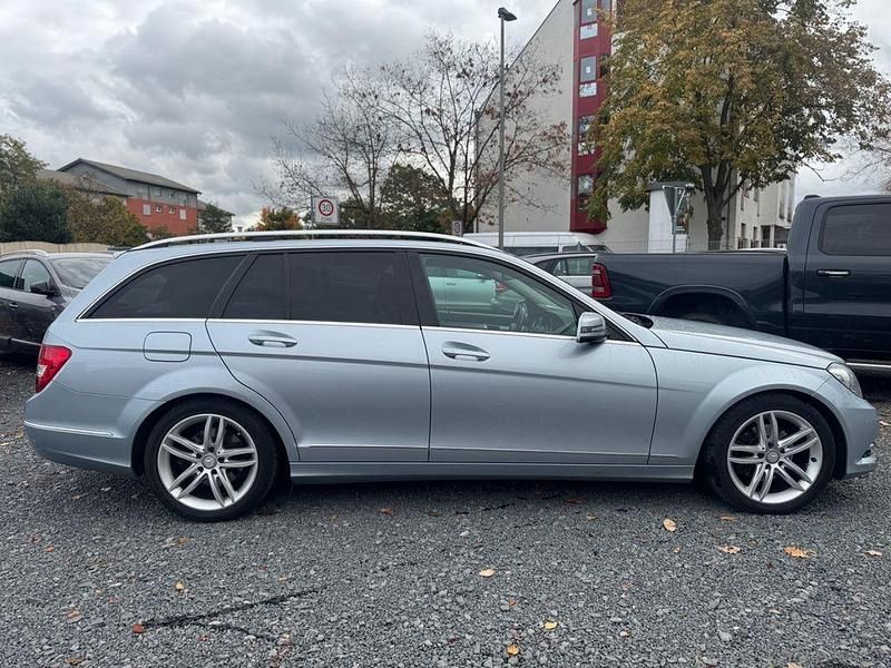 Gebraucht Mercedes C220 170 PS (125 kW) 2013 Silber Kombi
