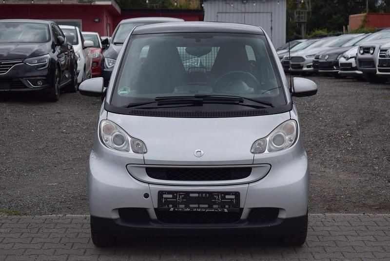 Tridionsicherheitszelle silbe Gebraucht 2010 Smart ForTwo Coupé Coupé | 2.999 € (Teuer) - Bild 1/4