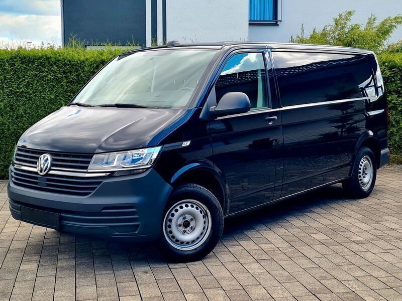 Deep black perleffekt Gebraucht 2021 VW T6.1 Van | 24.500 € - Bild 1/4