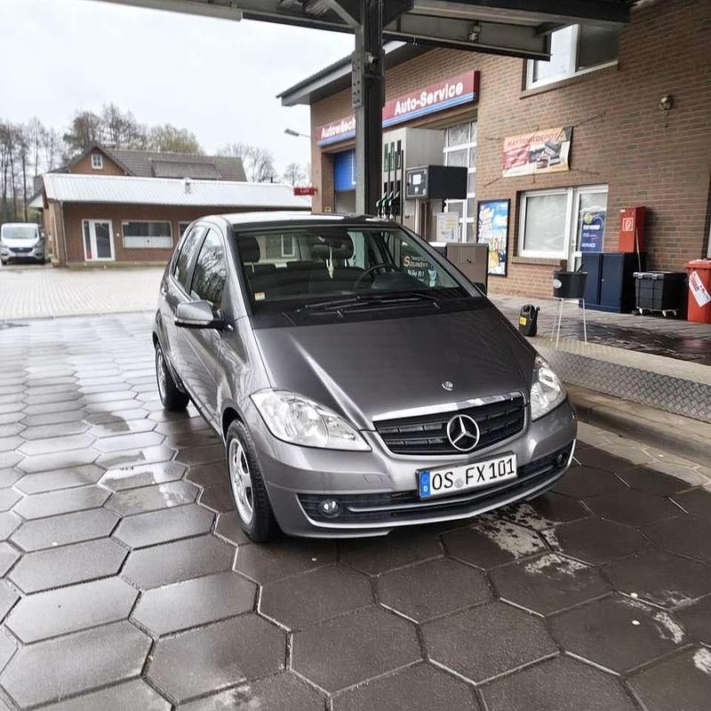 Gebraucht Mercedes A160 Classic 60 PS (44 kW) 2011 Grau Limousine