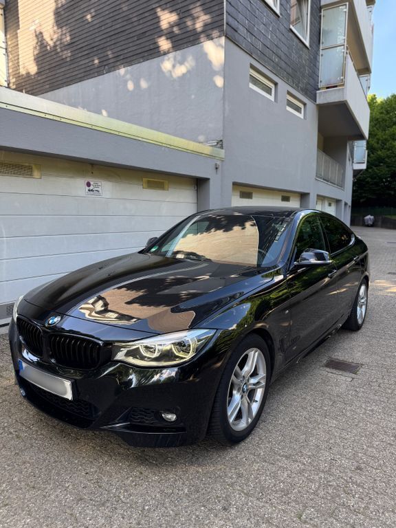 Schwarz Gebraucht 2017 BMW 320 Gran Turismo M Sport Limousine | 22.400 € (Fairer Preis) - Bild 1/4