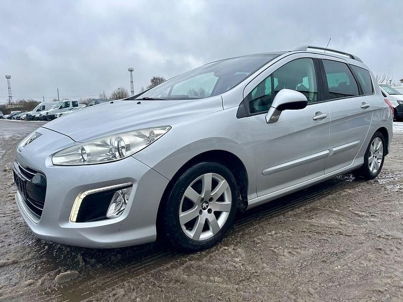 Gebraucht Peugeot 308 SW 111 PS (81 kW) 2012 Grau Kombi