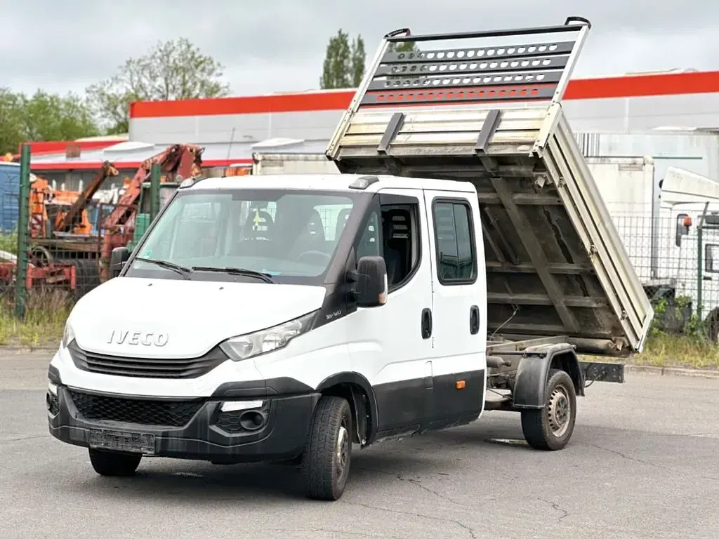 Gebraucht Iveco Daily 116 PS (85 kW) 2017 Weiß SUV