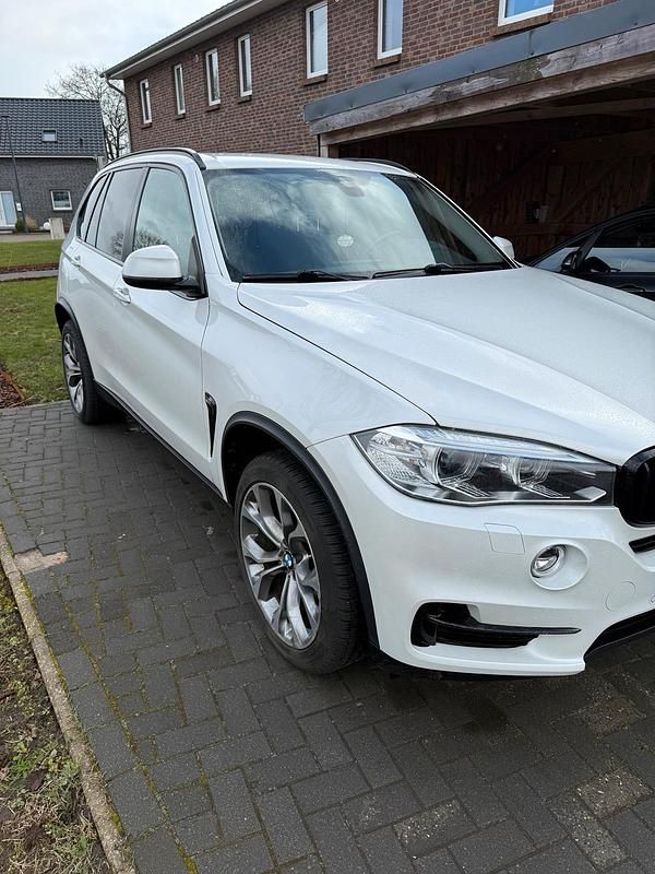 Używany BMW X5 258 KM (189 kW) 2016 Biały SUV